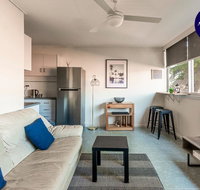 PADDINGTON PAD with PARKING  SMART TV  POOL - Accommodation Georgetown