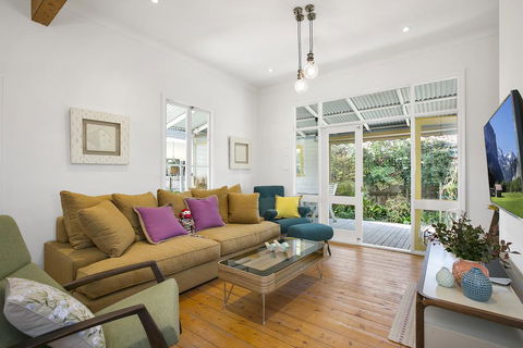 Paws Up Cottage - Accommodation Georgetown 0