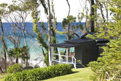 Pebbly Beach Escape - Accommodation Georgetown 1