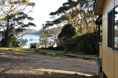 Pebbly Beach Shacks - Accommodation Georgetown 3