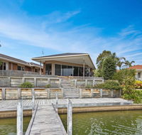 Pelican Brief - relaxing canal frontage - Accommodation Georgetown