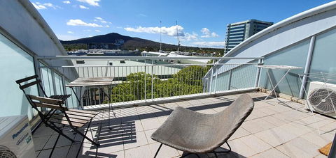 Private Modern Room - Plaza Building- In City Centre! - Accommodation Georgetown 1