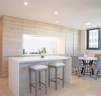 Queens Domain Luxury 2 Bed 2 Bath Apartment - Accommodation Georgetown