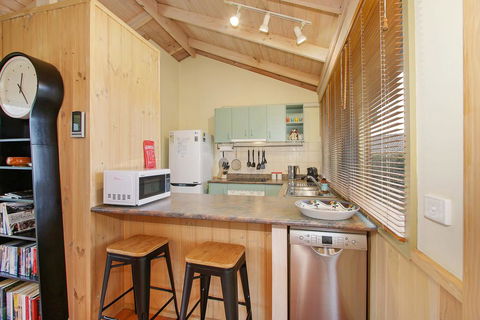 R & R In Bright - Short Walk To Town - Accommodation Georgetown 3