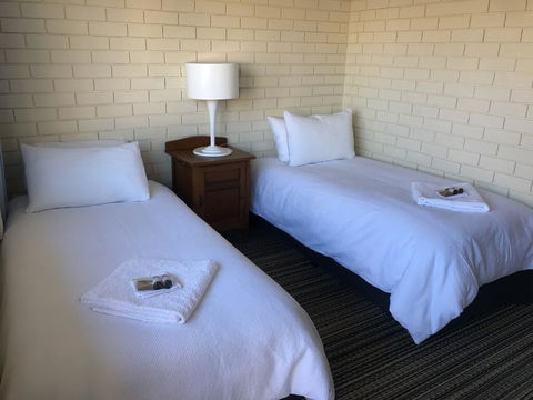 Railway Hotel Dorrigo - Accommodation Georgetown 1