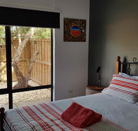 Red Ochre - Large 1BR with Private Courtyard - Accommodation Georgetown