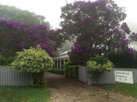 REED HOUSE At Maleny-The White Pavilion - Accommodation Georgetown 0