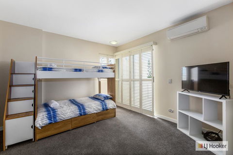 RESORT ON THE BEACH 1219/20 - Accommodation Georgetown 3