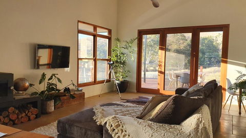 River Cottage Barossa -Self Contained-30 Acres-360 Degree Views-Netflix -Wine-Wifi - Accommodation Georgetown 1
