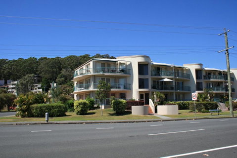 RIVERVIEW, UNIT 6, CURRUMBIN - Accommodation Georgetown 3