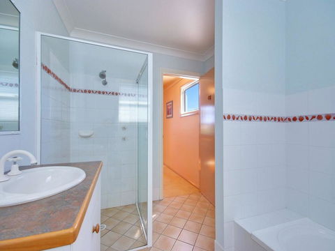 Salt Water @ Fingal Bay - Accommodation Georgetown 2
