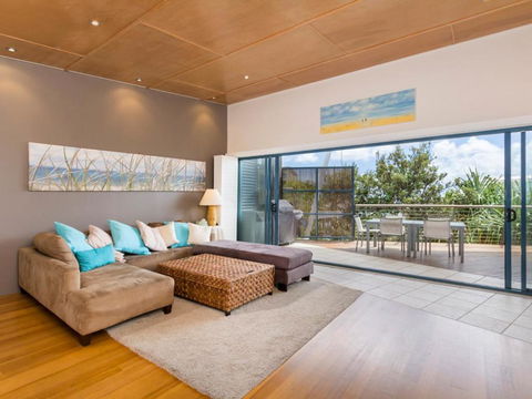 Saltwater Unit 4 - Accommodation Georgetown 2
