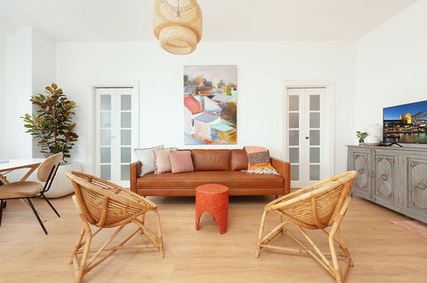 SALTY'S 2 BEDROOM BEACH HOME - Accommodation Georgetown 0
