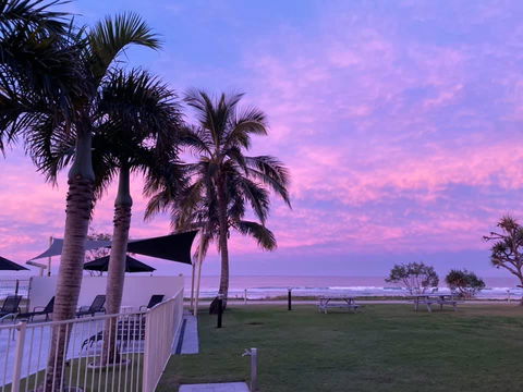 San Simeon Beachfront Apartments Tugun - Accommodation Georgetown 2