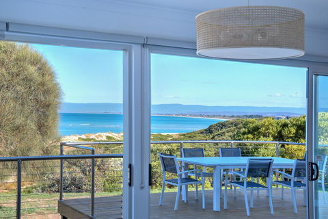 Sandbar Beach House - Accommodation Georgetown 0