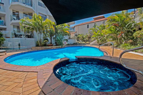 Sandcastles On Currumbin Beach - Accommodation Georgetown 1