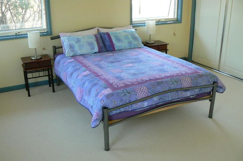 Sandy Point Beach Escape 2 Bedroom Apartment - Accommodation Georgetown 2