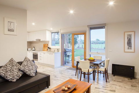 Sandy Point Hideaway - Accommodation Georgetown 0