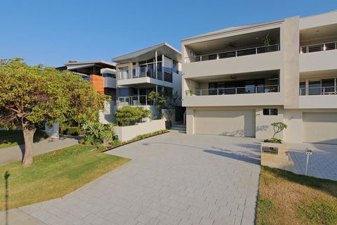Sapphire Blue Apartment - Accommodation Georgetown 3