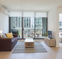 Scarlett - Docklands Delight Balcony Gym  Pool - Accommodation Georgetown