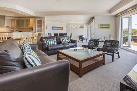 SEA GRANGE - MORNINGTON - Accommodation Georgetown 3