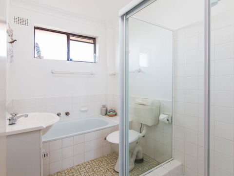 Seabreeze 4 Opposite Bowling Club - Accommodation Georgetown 3