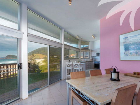 SeaCrest On Blueys Beach - Accommodation Georgetown 3