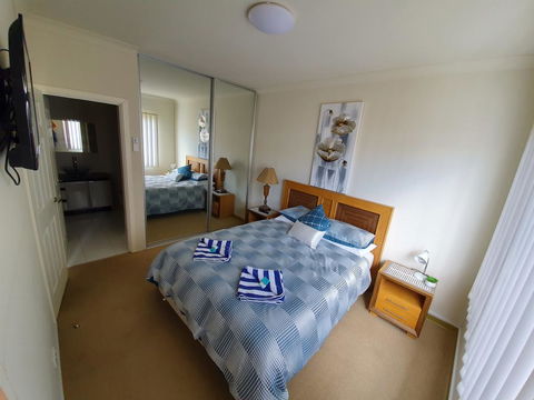 Seafront Unit 25 - Accommodation Georgetown 2