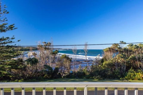 Seaside Beach House 25 Seaside Pde - Accommodation Georgetown 1