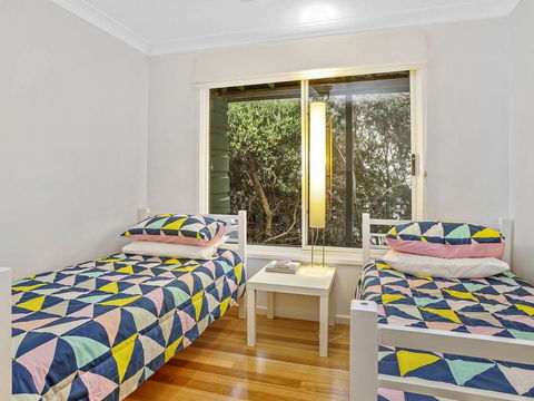 SEAVIEW - Ocean Views From A Modern Townhouse - Accommodation Georgetown 1