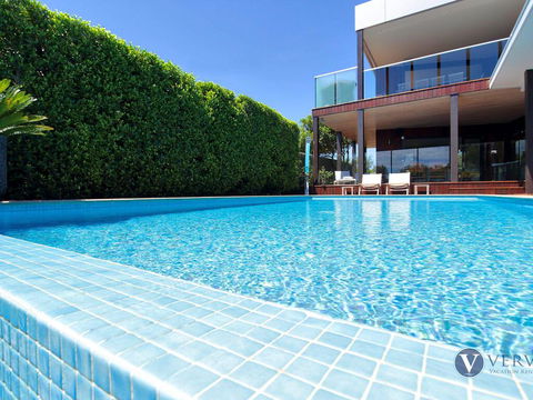 Seaview - Stunning Bay Views! - Accommodation Georgetown 0