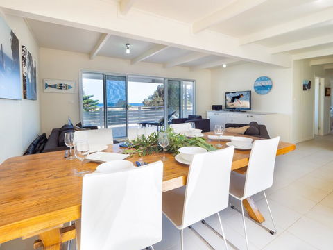 Seaview Getaway - Accommodation Georgetown 3