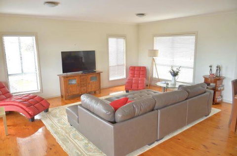 Seaview Holidays San Remo - Accommodation Georgetown 2