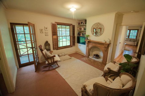 Secluded Homestead Amongst The Trees - Accommodation Georgetown 3