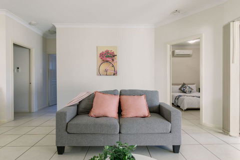 Secure 2 Bed Unit In Gray - Close Palmerston City - Accommodation Georgetown 3