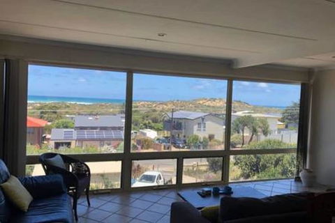Sensational Ocean Views Only 200m Goolwa Beach - Accommodation Georgetown 1