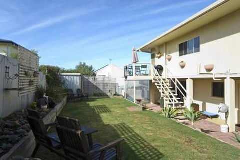 Sensational Ocean Views Only 200m Goolwa Beach - Accommodation Georgetown 2