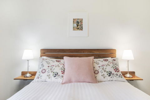 Shambhala Guesthouse - Accommodation Georgetown 1