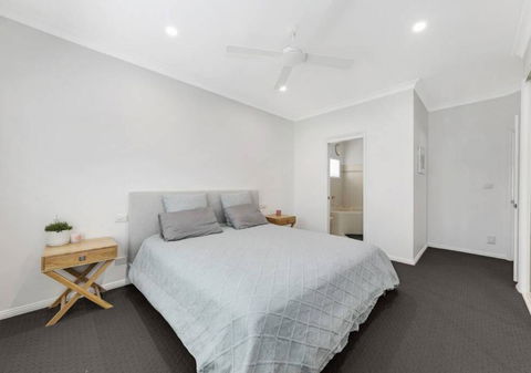 Shelly Beach Family Hideaway - Pool, Beach, Golf - Accommodation Georgetown 3