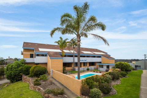 Sheridan Court On Wagonga - Accommodation Georgetown 0