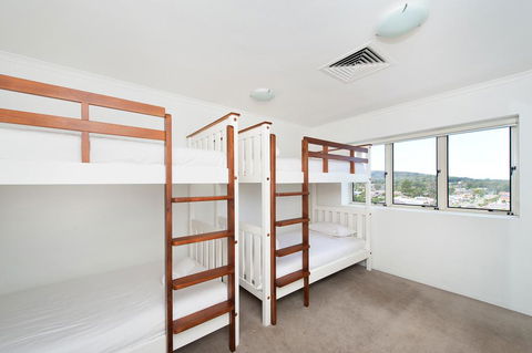 Shoal Bay Penthouse With Views And Resort Facilities - Accommodation Georgetown 3