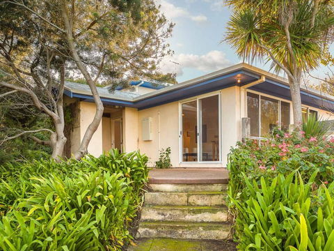 Sky Mirror Cottage - Accommodation Georgetown 0