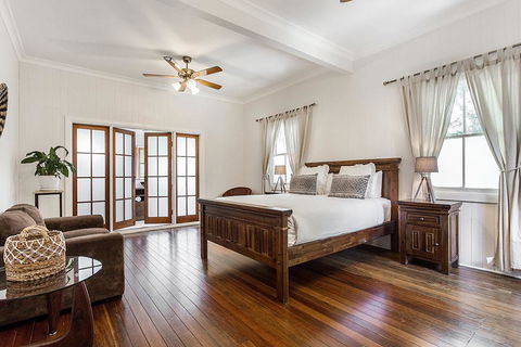Skye Lodge Byron Bay - Walk To Town In 5 Minutes! - Accommodation Georgetown 1