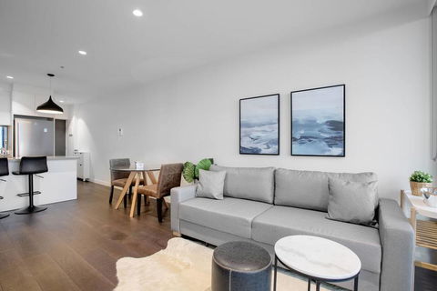 Skyline Seaview 2BR With CARPARK&POOL&GYM@Crown - Accommodation Georgetown 2