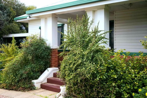 Skymirror Cottage - Accommodation Georgetown 0