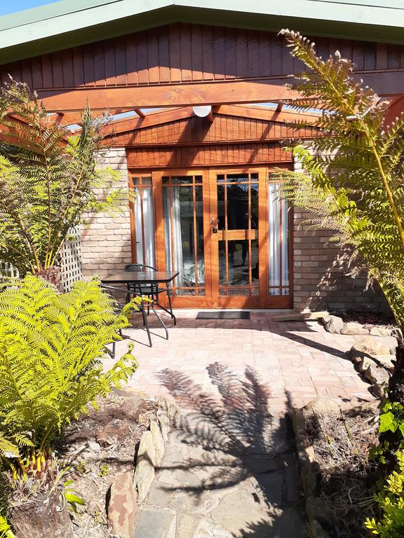 Karroun Hill ACT Accommodation Georgetown