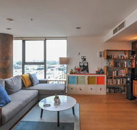 Spacious 2 Bedroom Flat In Wolli Creek - Accommodation Georgetown