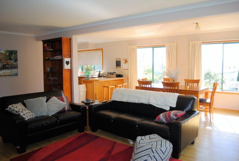 Spacious And Central To CBD - Accommodation Georgetown 0