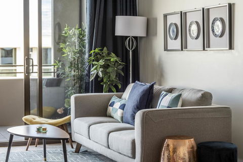 SPACIOUS BRAND NEW // 1BR // IN GORGEOUS BARTON - Accommodation Georgetown 3