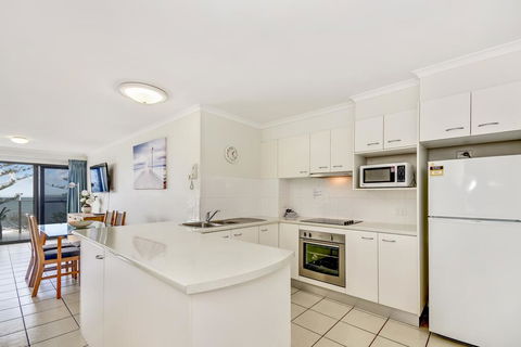 SPIN13- ESCAPE TO MOOLOOLABA - Accommodation Georgetown 2